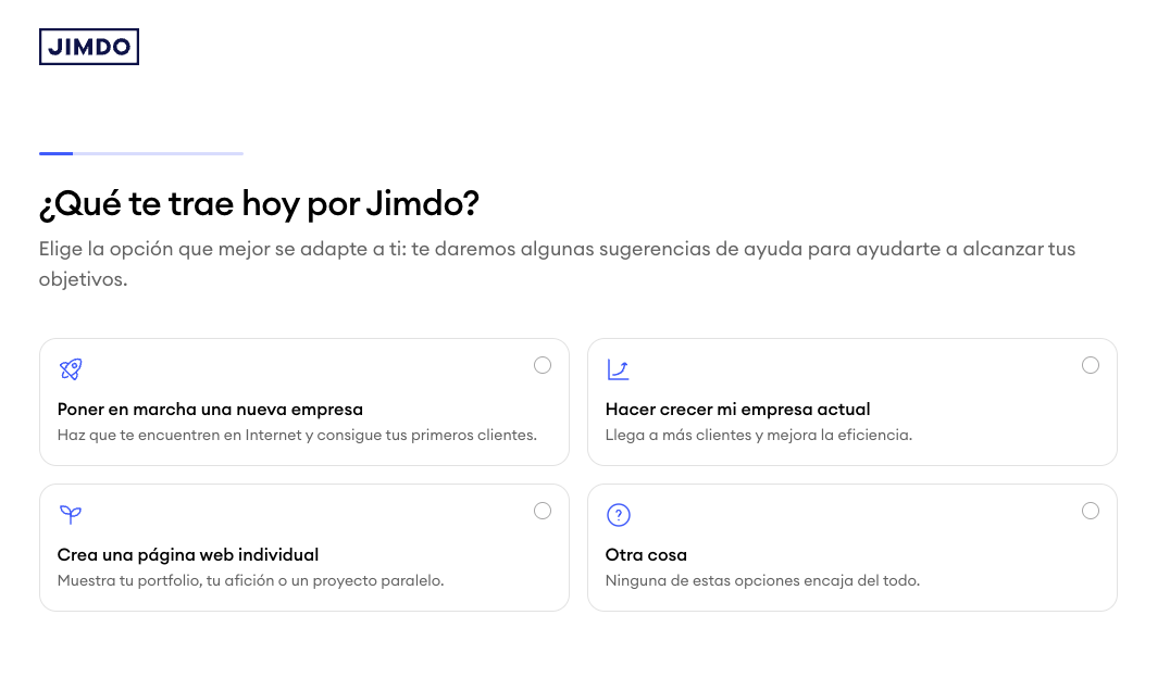 Captura de pantalla del primer paso del asistente de creación de sitios web de Jimdo, donde los usuarios seleccionan su objetivo principal, como iniciar un negocio, hacerlo crecer o crear un sitio personal.