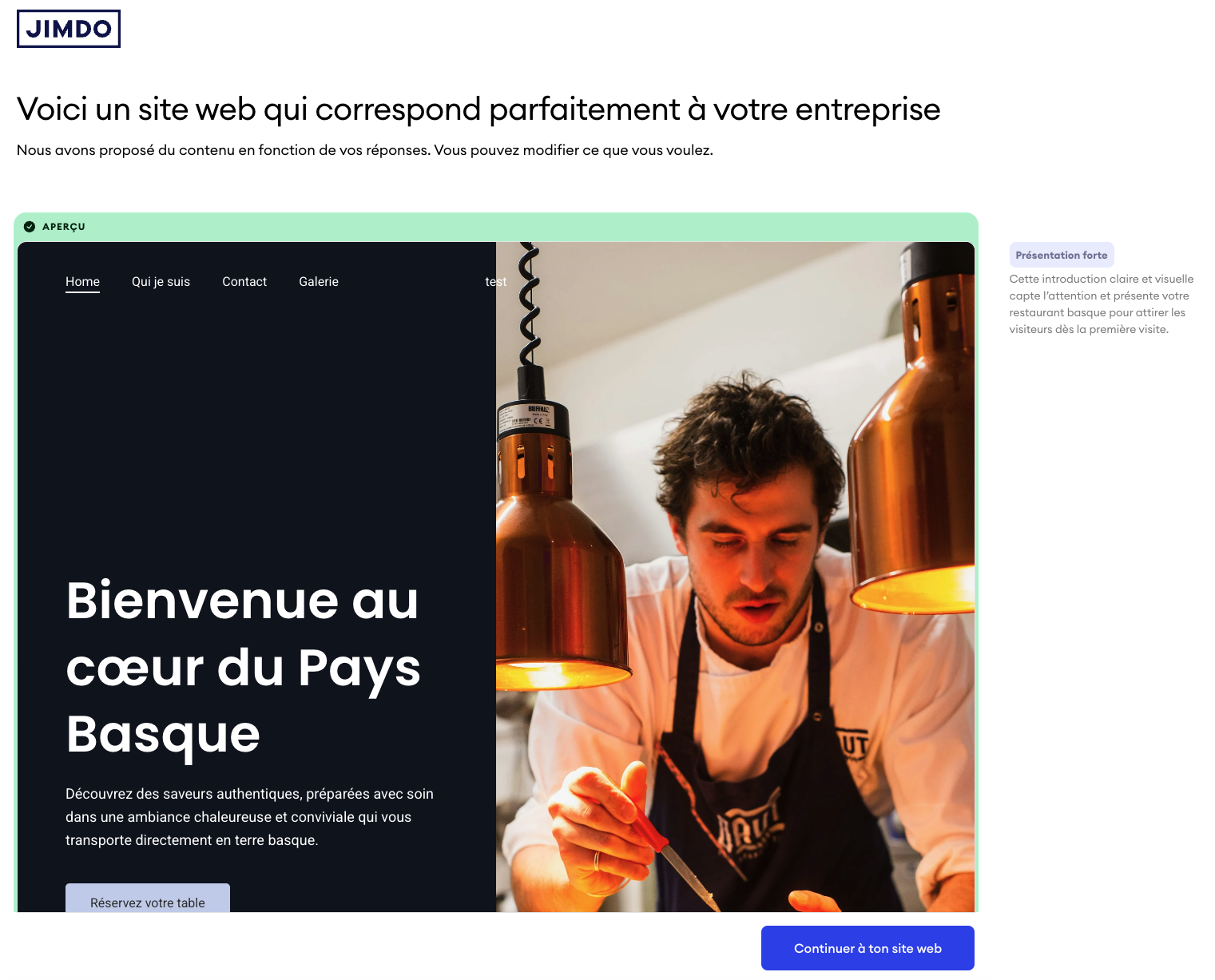 Capture d’écran de l’aperçu du site web créé par l’assistant, montrant le design généré automatiquement avec la structure, le contenu et la mise en page
