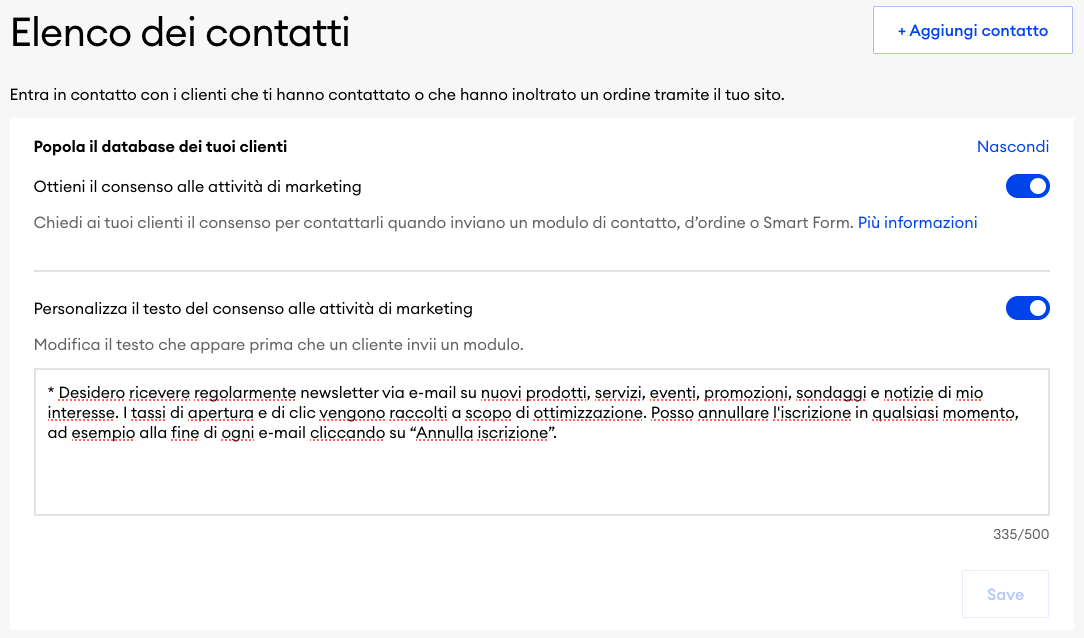 Screenshot delle impostazioni di consenso marketing nelle impostazioni di contatto. L'immagine mostra l'opzione attivata per la raccolta dei contatti e il campo di inserimento Personalizza il testo del consenso marketing con un testo di esempio.